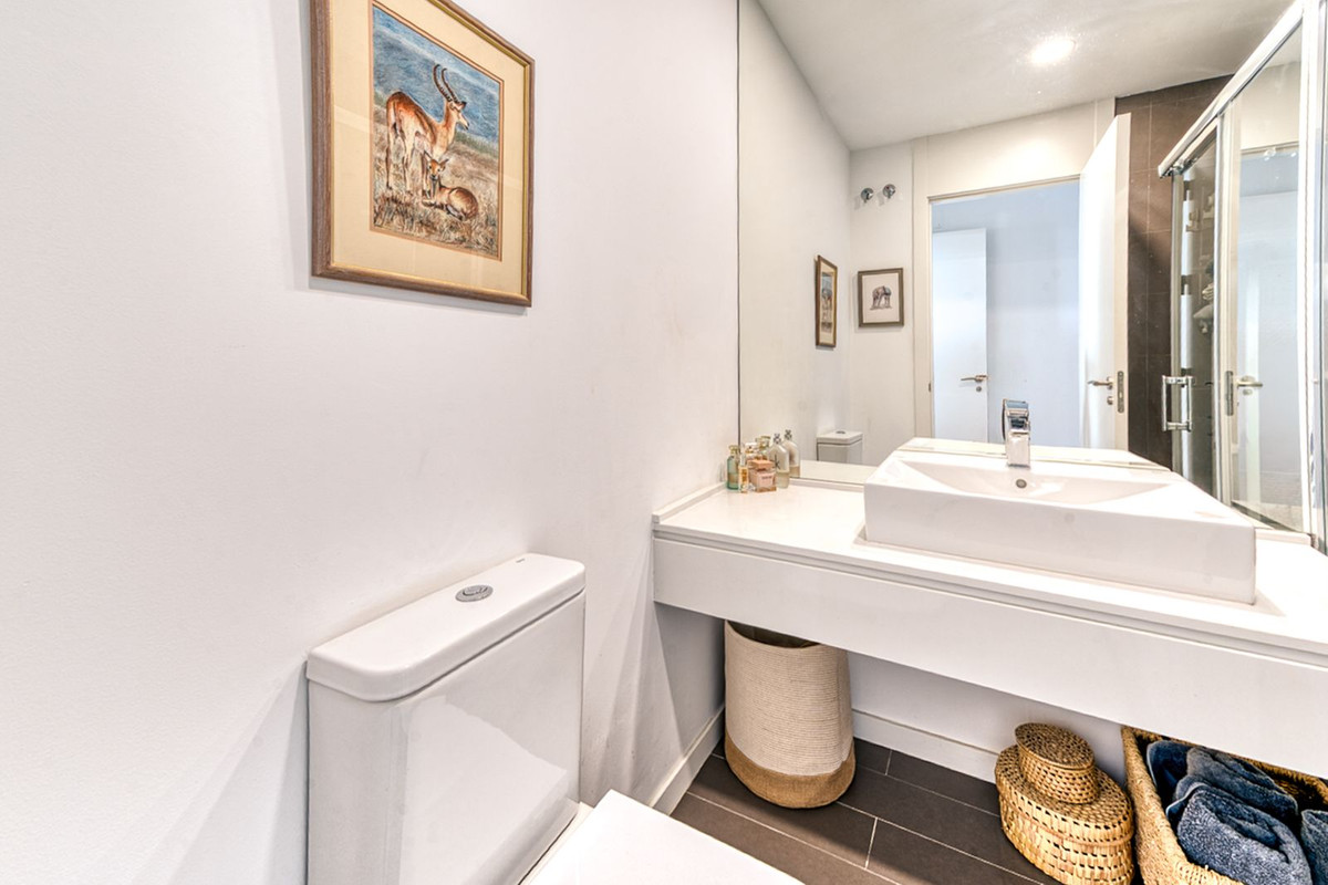 Penthouse te koop in Estepona | 2 slaapkamers H5400166