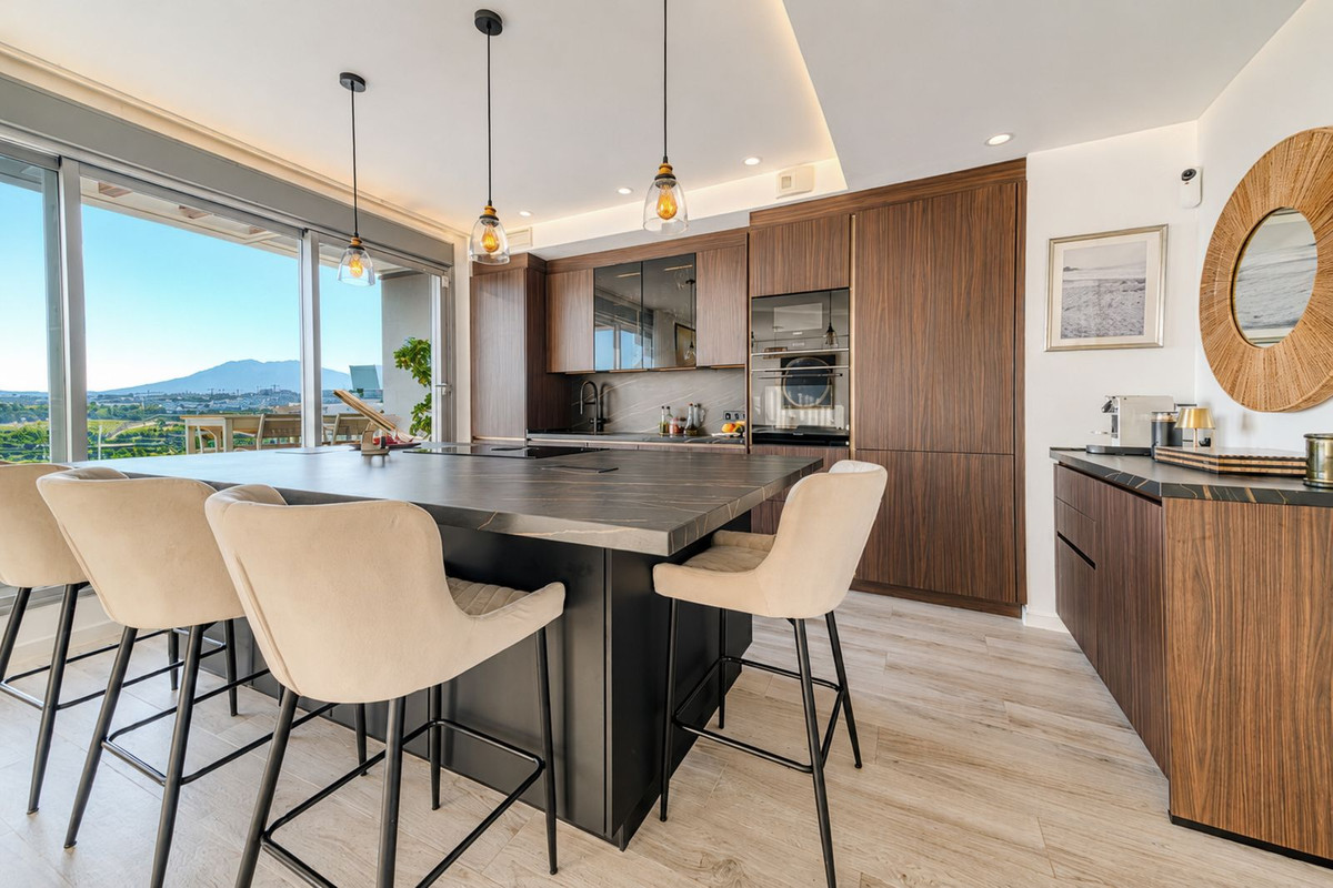 Penthouse te koop in Estepona | 2 slaapkamers H5400166