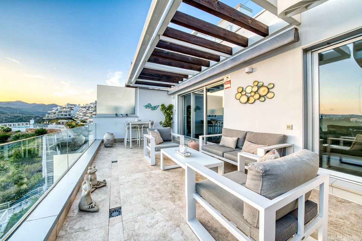 Penthouse te koop in Estepona | 2 slaapkamers H5400166