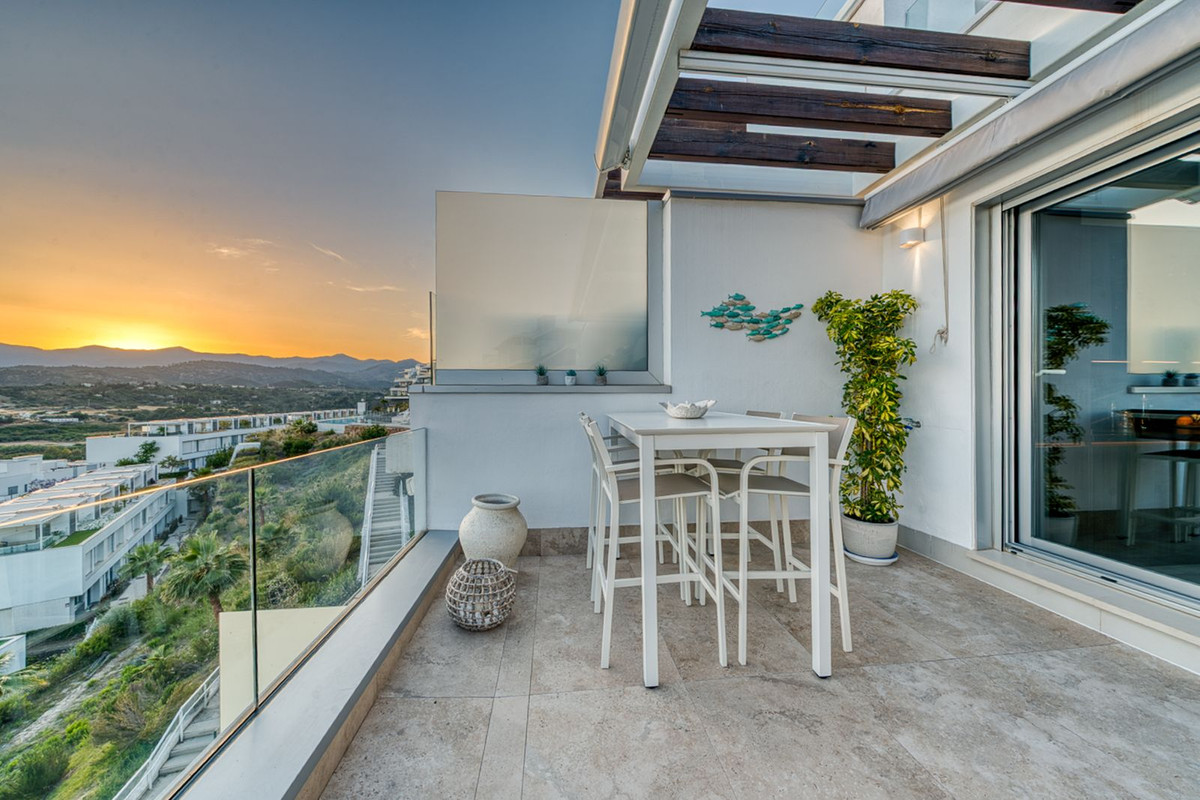 Penthouse te koop in Estepona | 2 slaapkamers H5400166