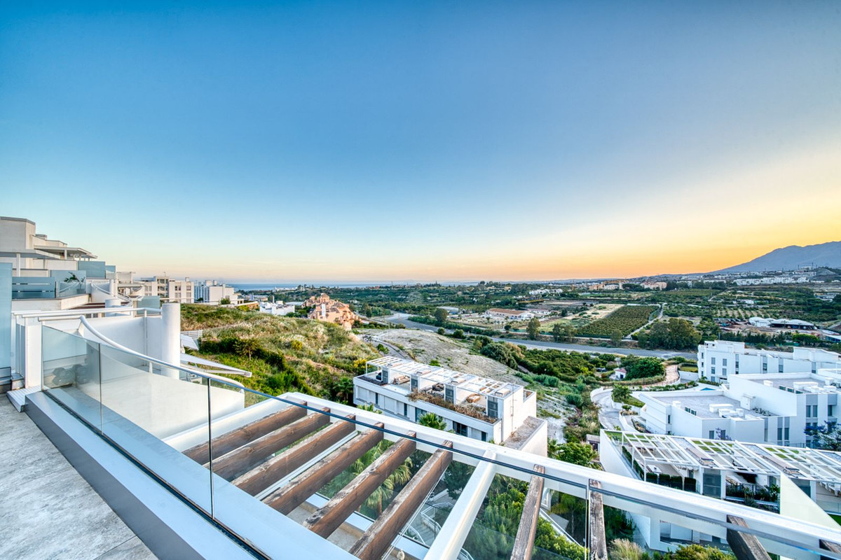 Penthouse te koop in Estepona | 2 slaapkamers H5400166