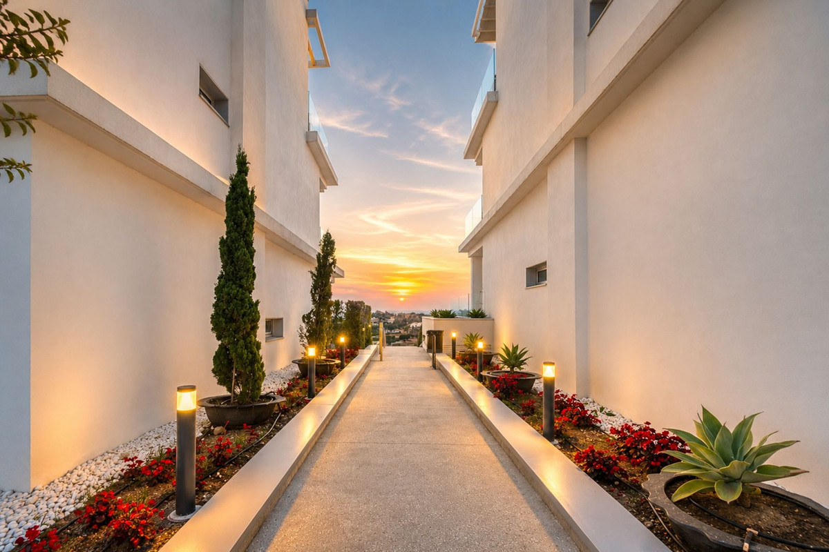 Penthouse te koop in Estepona | 2 slaapkamers H5400166