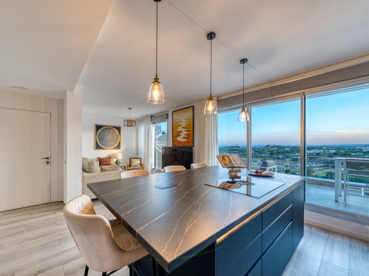 Penthouse te koop in Estepona | 2 slaapkamers H5400166
