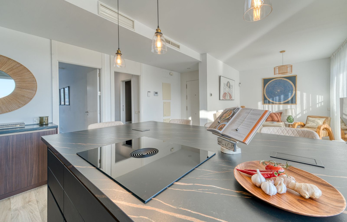 Penthouse te koop in Estepona | 2 slaapkamers H5400166