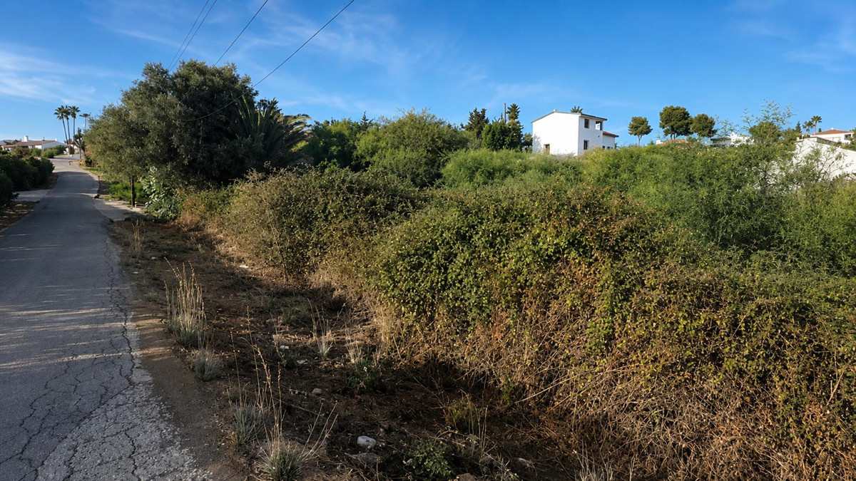 Penthouse te koop in Estepona | 0 slaapkamers H5400625