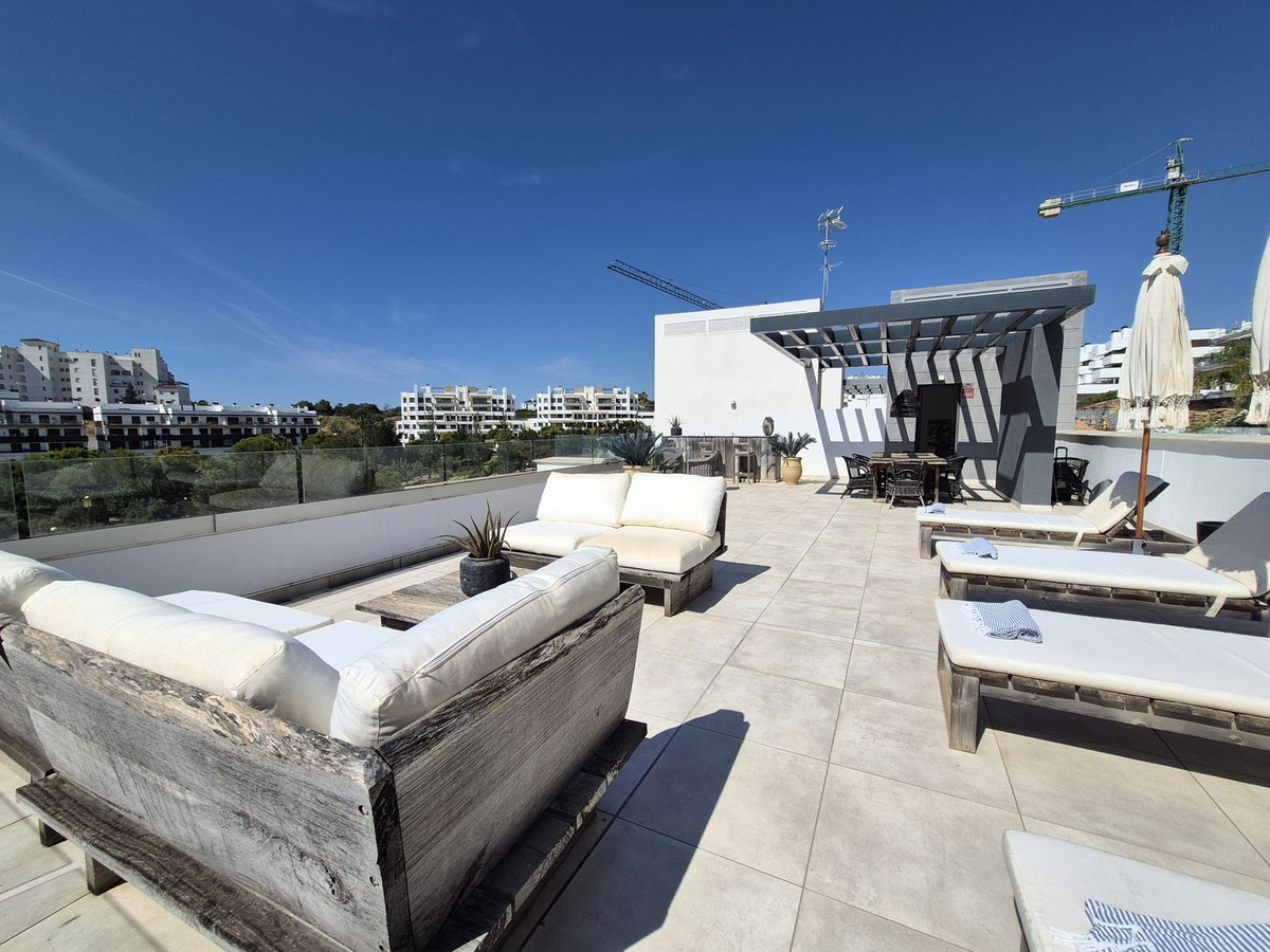 Appartement te koop in Estepona | 3 slaapkamers H5400775