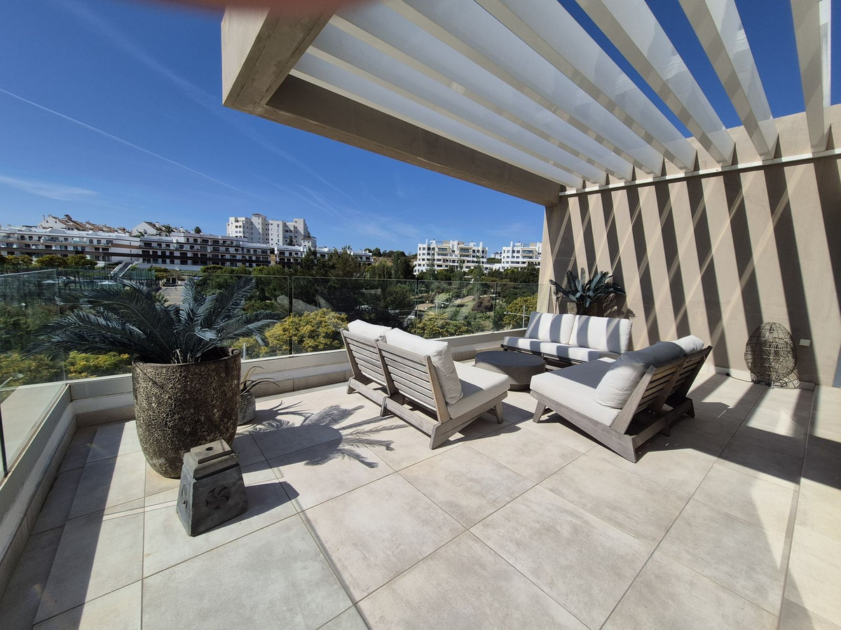 Appartement te koop in Estepona | 3 slaapkamers H5400775