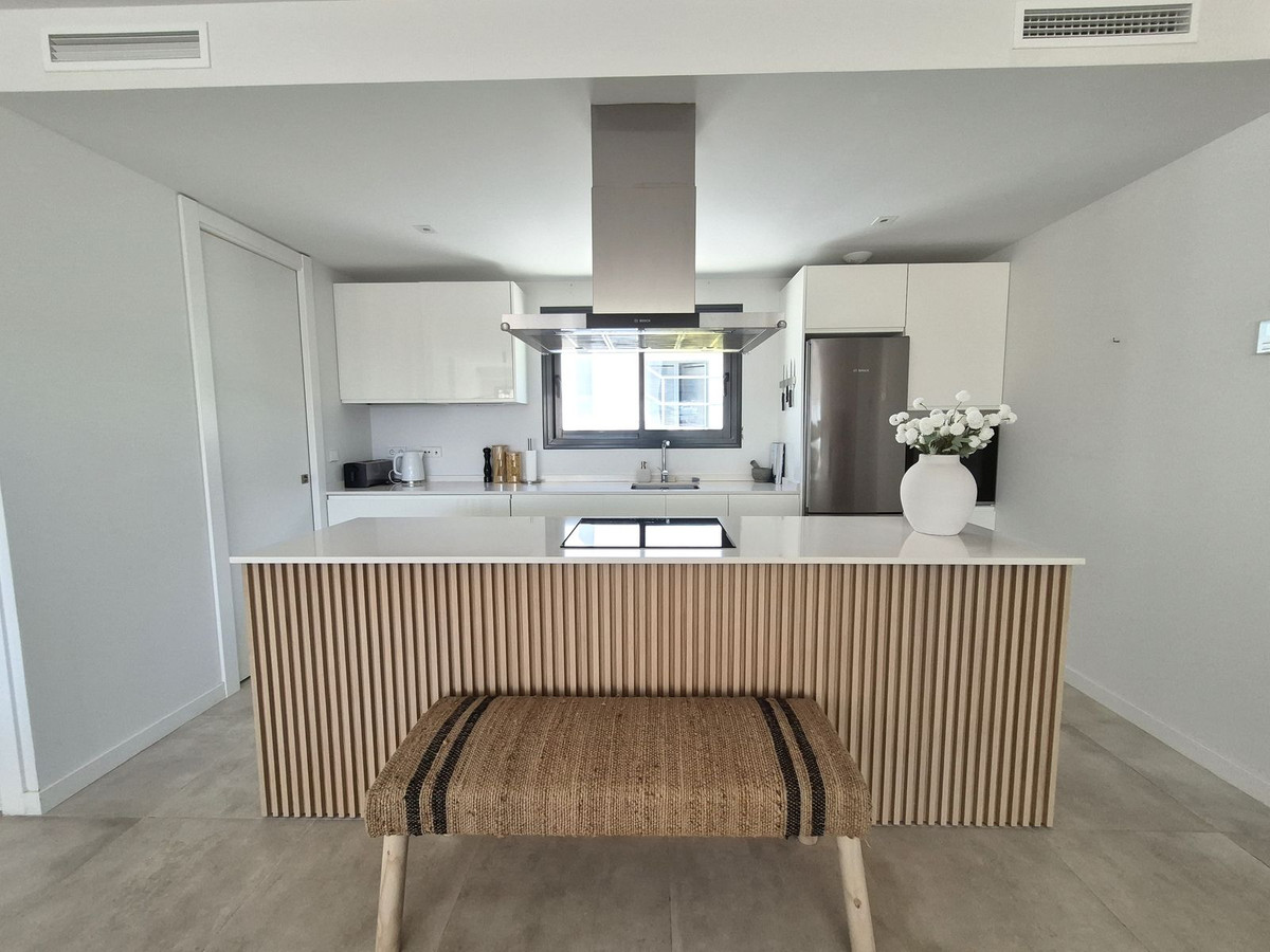 Appartement te koop in Estepona | 3 slaapkamers H5400775