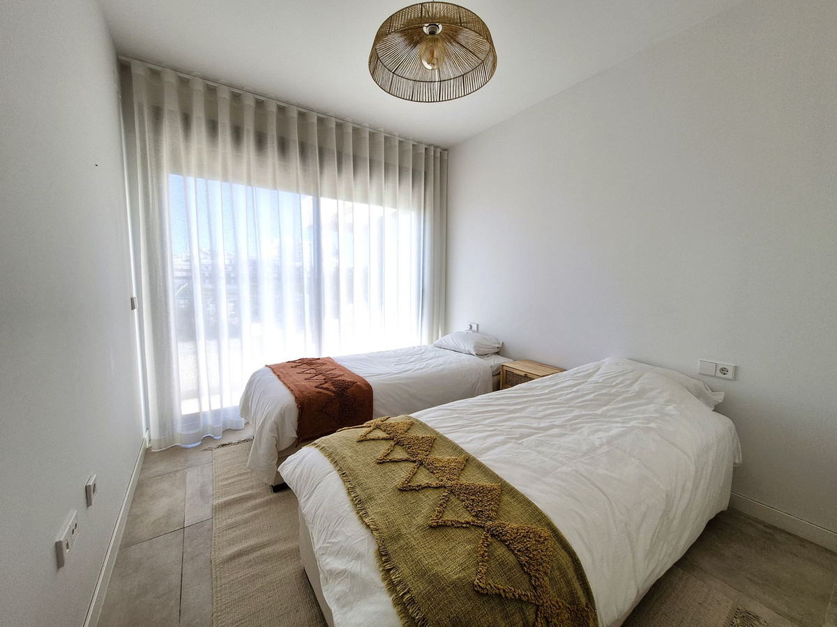 Appartement te koop in Estepona | 3 slaapkamers H5400775