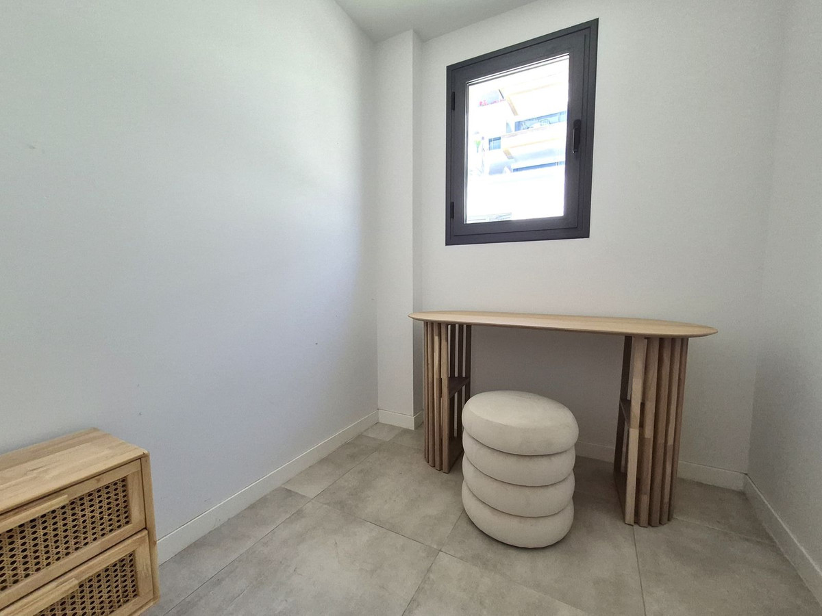 Appartement te koop in Estepona | 3 slaapkamers H5400775