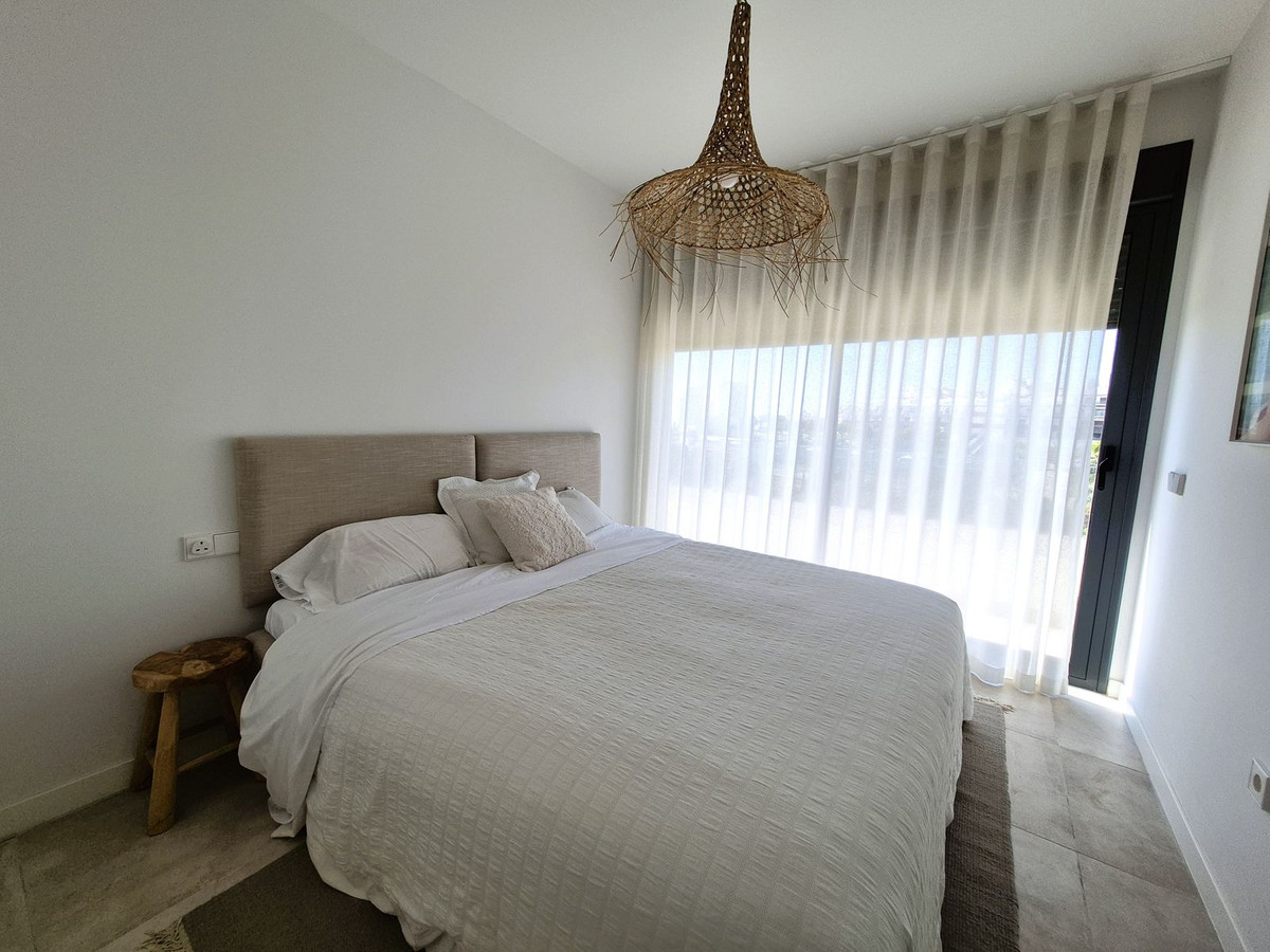 Appartement te koop in Estepona | 3 slaapkamers H5400775