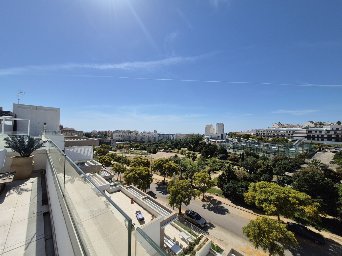 Appartement te koop in Estepona | 3 slaapkamers H5400775