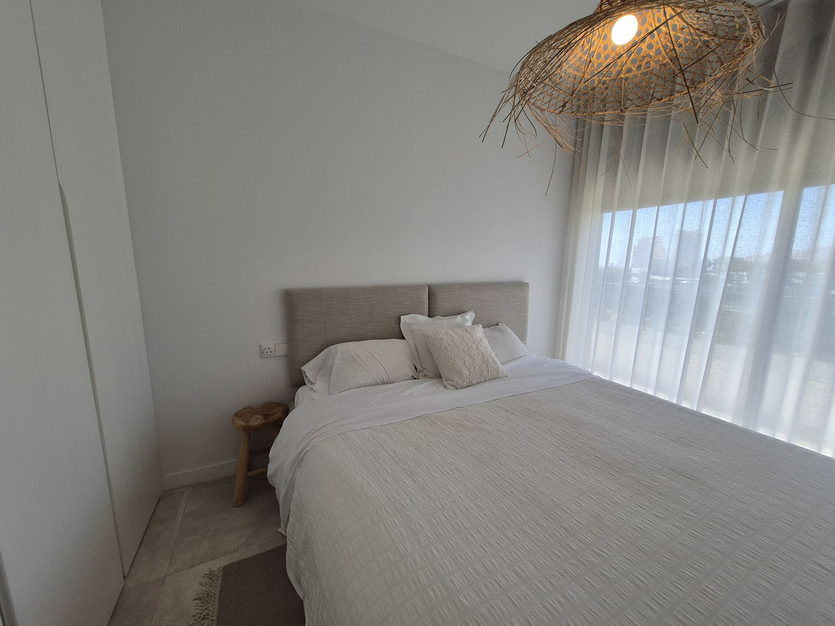Appartement te koop in Estepona | 3 slaapkamers H5400775