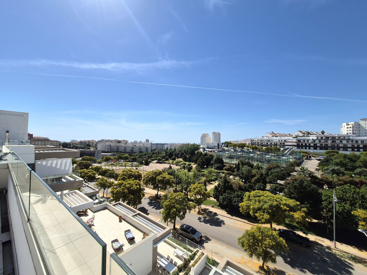 Appartement te koop in Estepona | 3 slaapkamers H5400775