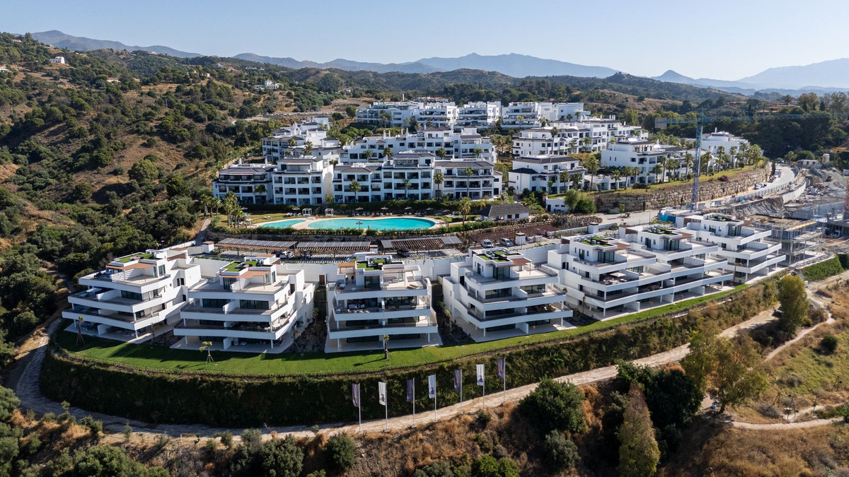 Appartement te koop in Estepona | 3 slaapkamers H5401057