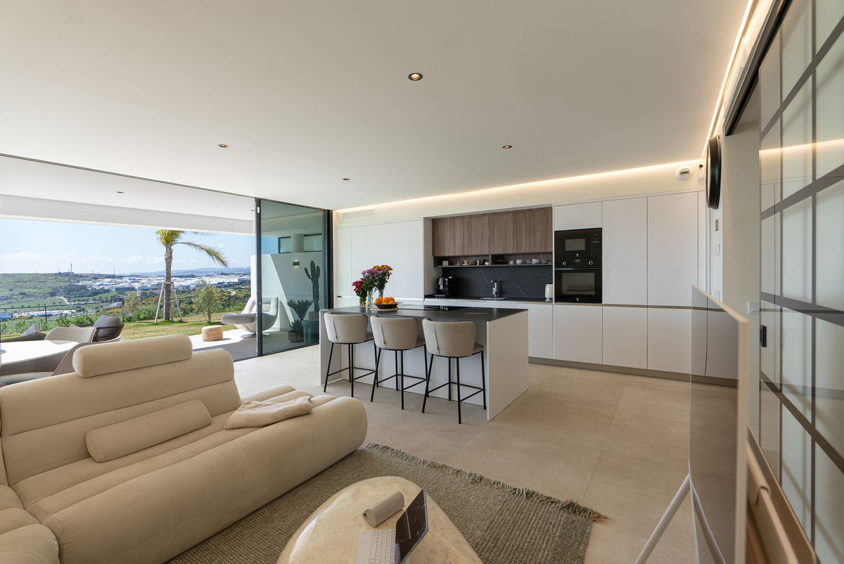 Appartement te koop in Estepona | 3 slaapkamers H5401057