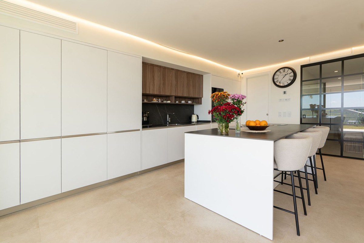Appartement te koop in Estepona | 3 slaapkamers H5401057