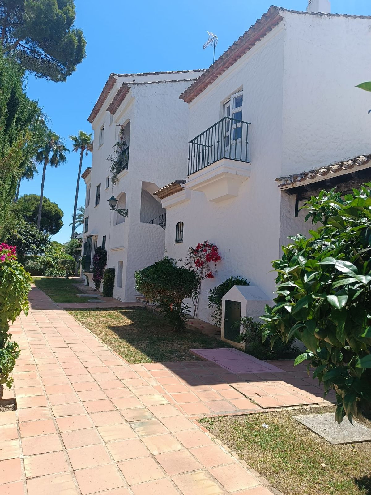 Appartement te koop in Estepona | 1 slaapkamers H5401081