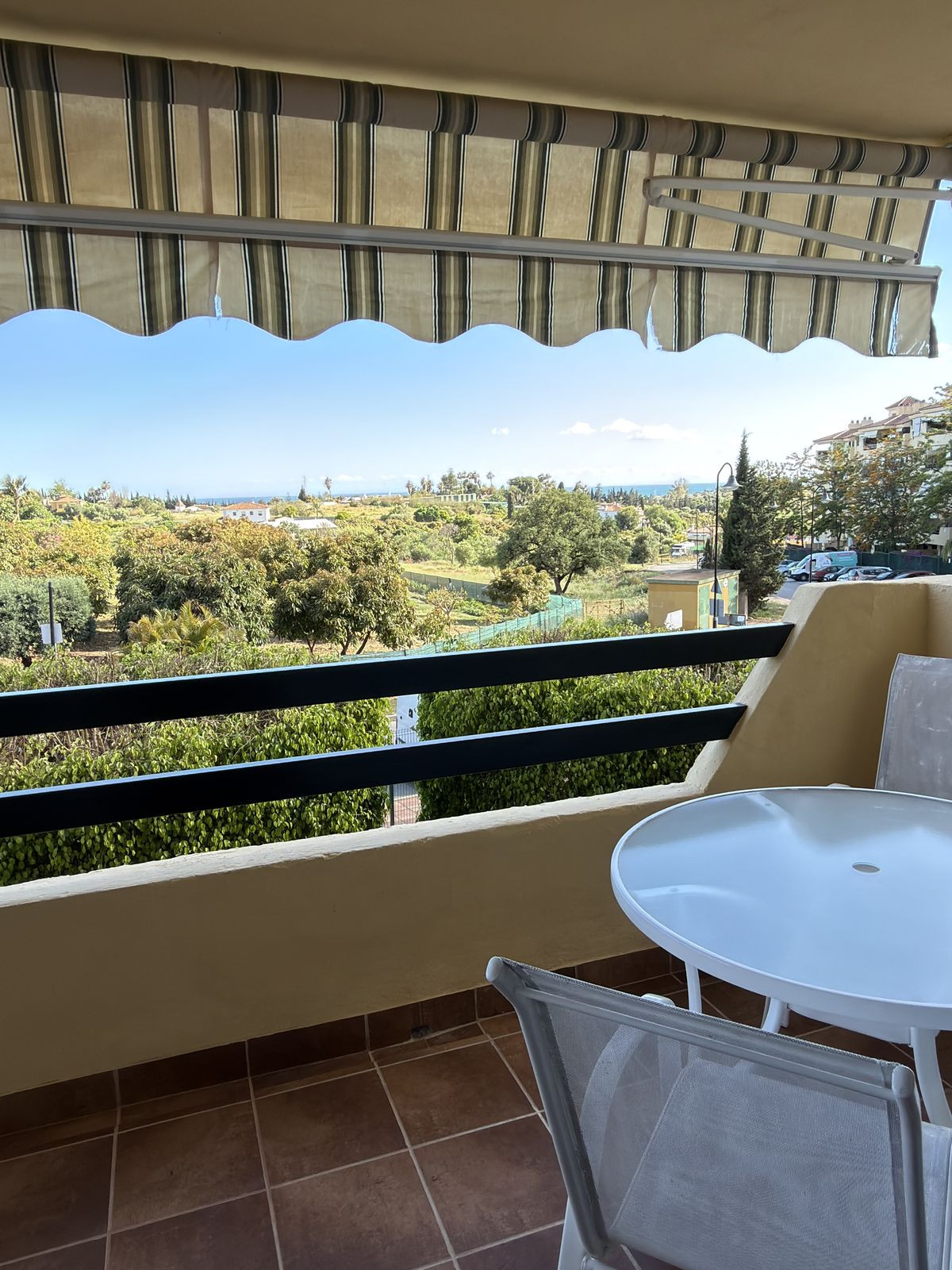 Appartement te koop in Estepona | 2 slaapkamers H5401189