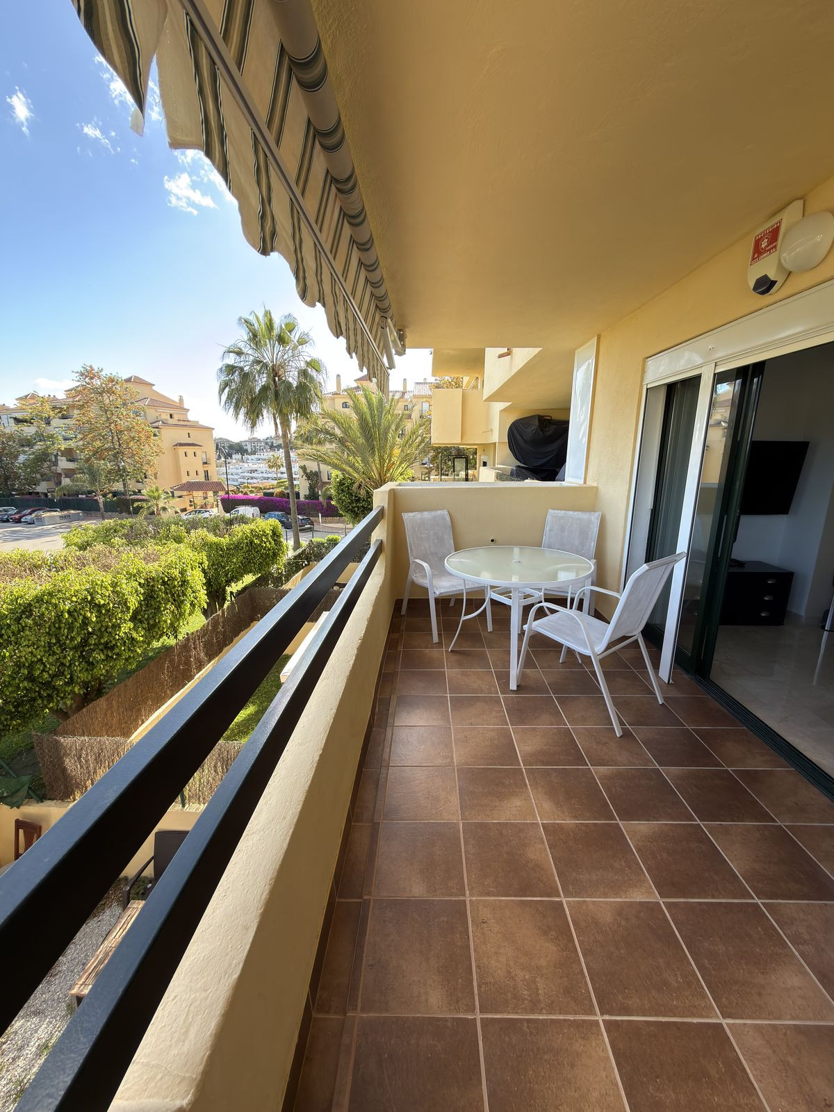 Appartement te koop in Estepona | 2 slaapkamers H5401189