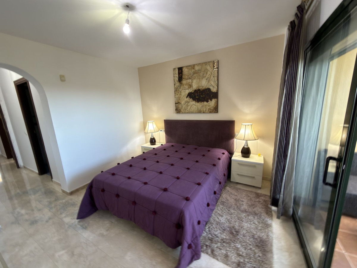 Appartement te koop in Estepona | 2 slaapkamers H5401189