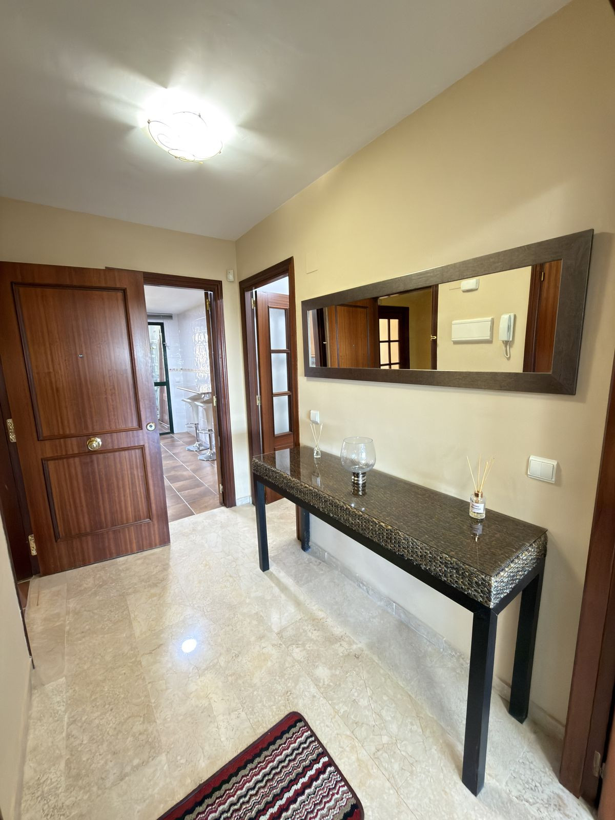 Appartement te koop in Estepona | 2 slaapkamers H5401189