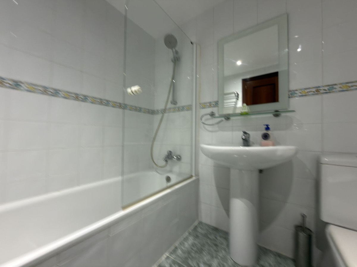 Appartement te koop in Estepona | 2 slaapkamers H5401189
