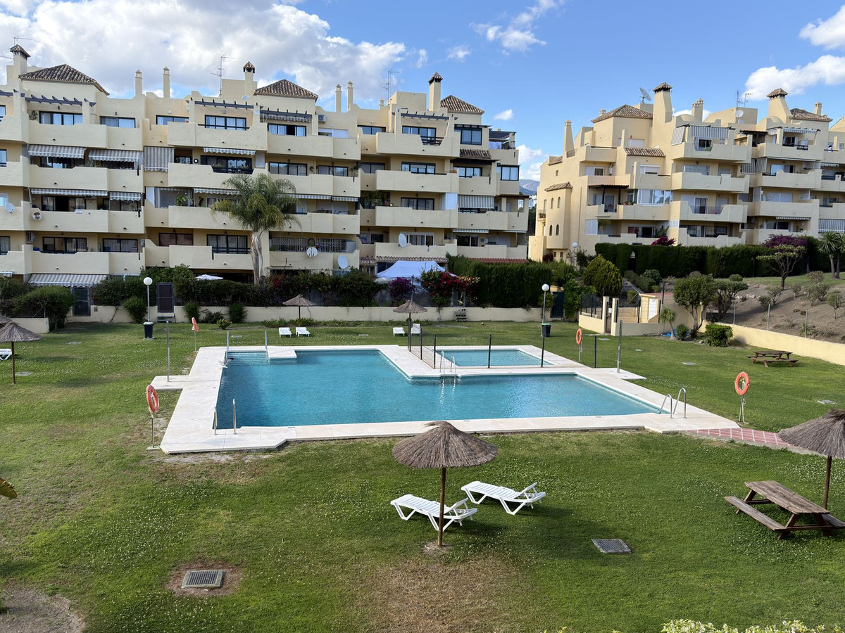 Appartement te koop in Estepona | 2 slaapkamers H5401189