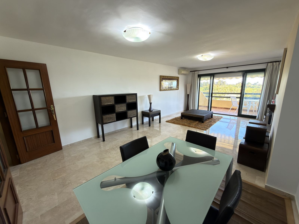Appartement te koop in Estepona | 2 slaapkamers H5401189