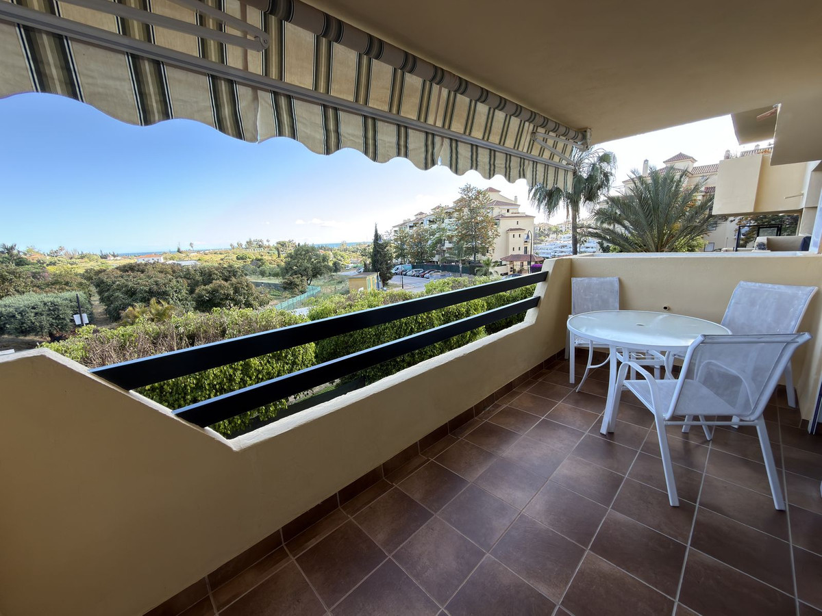 Appartement te koop in Estepona | 2 slaapkamers H5401189