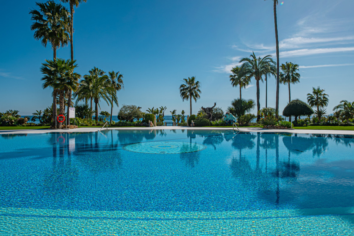 Appartement te koop in Estepona | 3 slaapkamers H5401399
