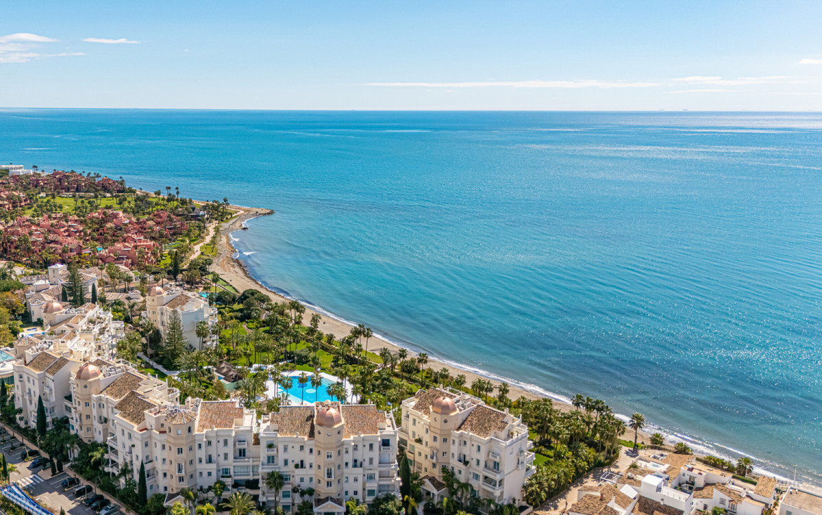 Appartement te koop in Estepona | 3 slaapkamers H5401399