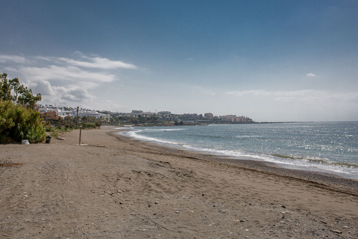 Appartement te koop in Estepona | 2 slaapkamers H5402092