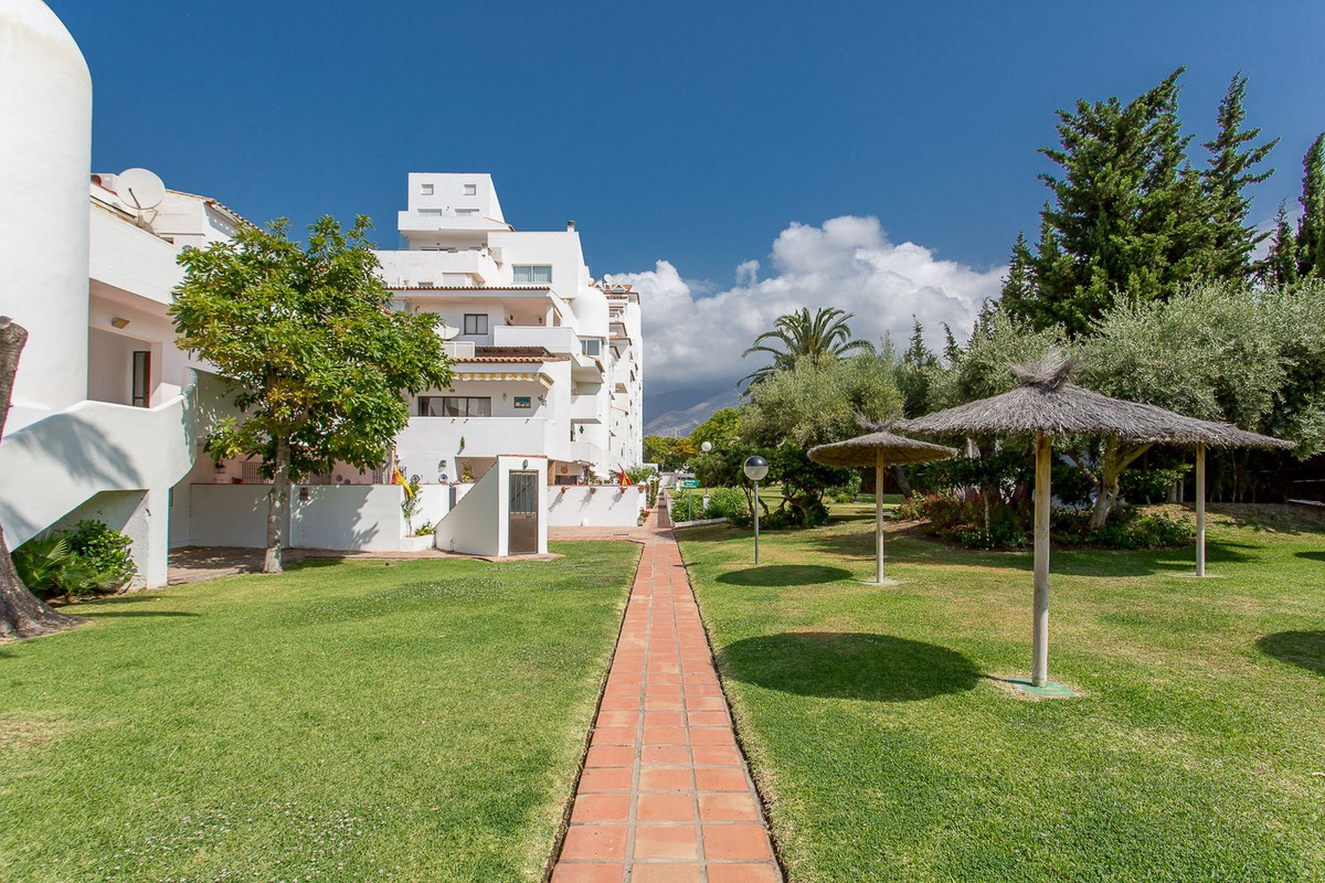 Appartement te koop in Estepona | 2 slaapkamers H5402092