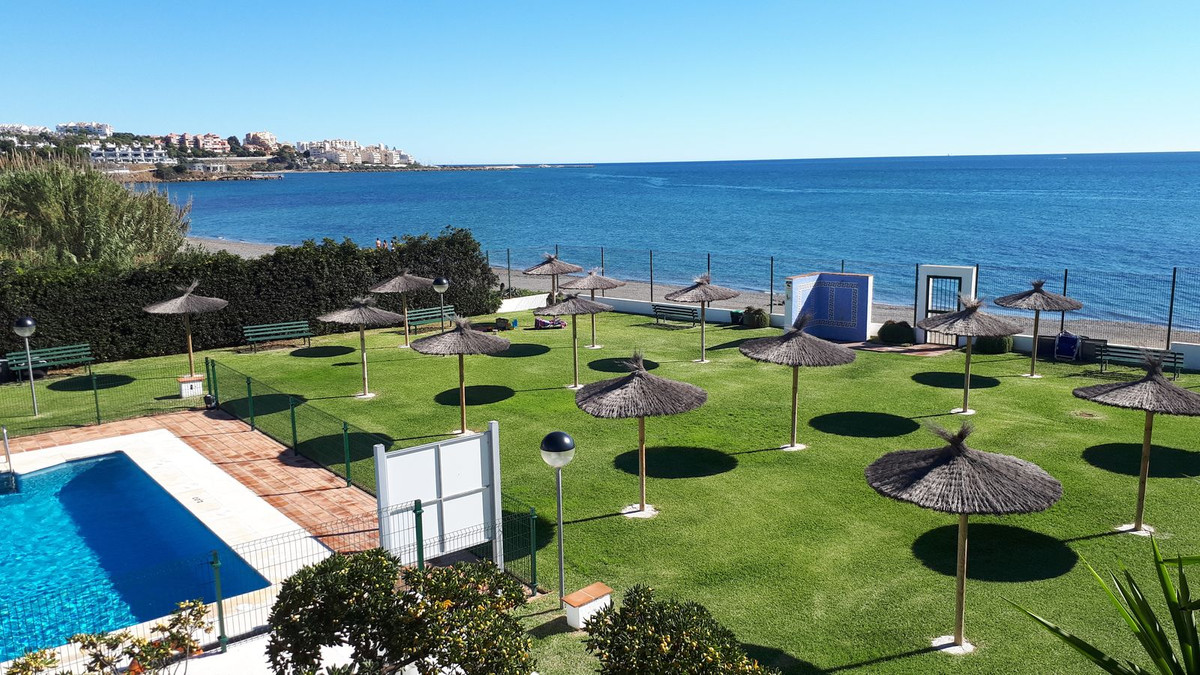 Appartement te koop in Estepona | 2 slaapkamers H5402092