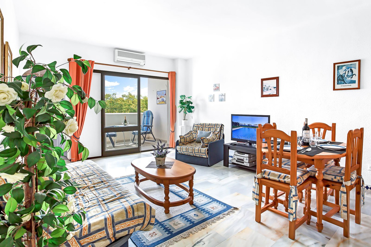 Appartement te koop in Estepona | 2 slaapkamers H5402092