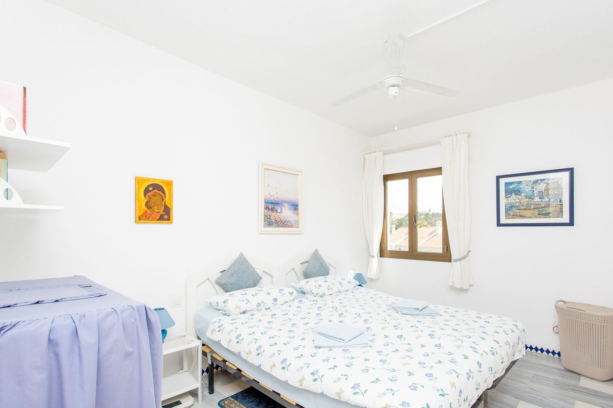 Appartement te koop in Estepona | 2 slaapkamers H5402092