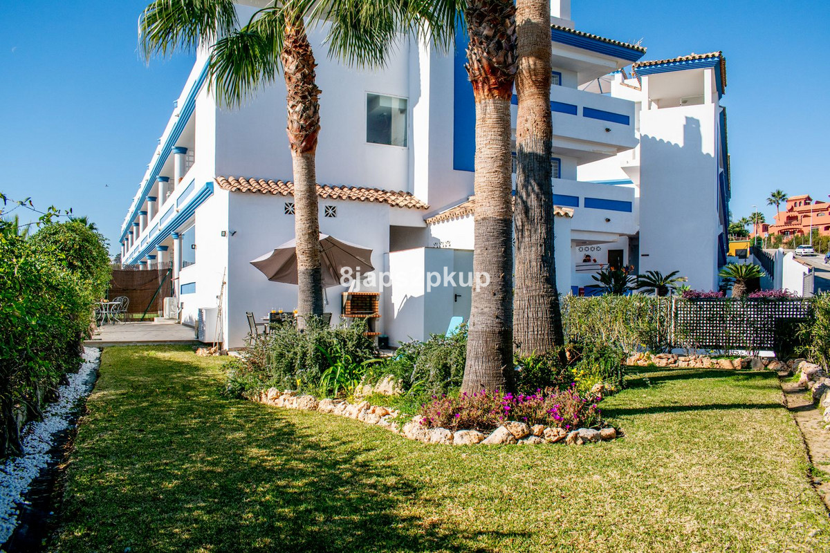 Appartement te koop in Estepona | 2 slaapkamers H5402098