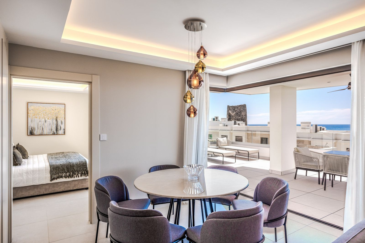 Appartement te koop in Estepona | 3 slaapkamers H5402215