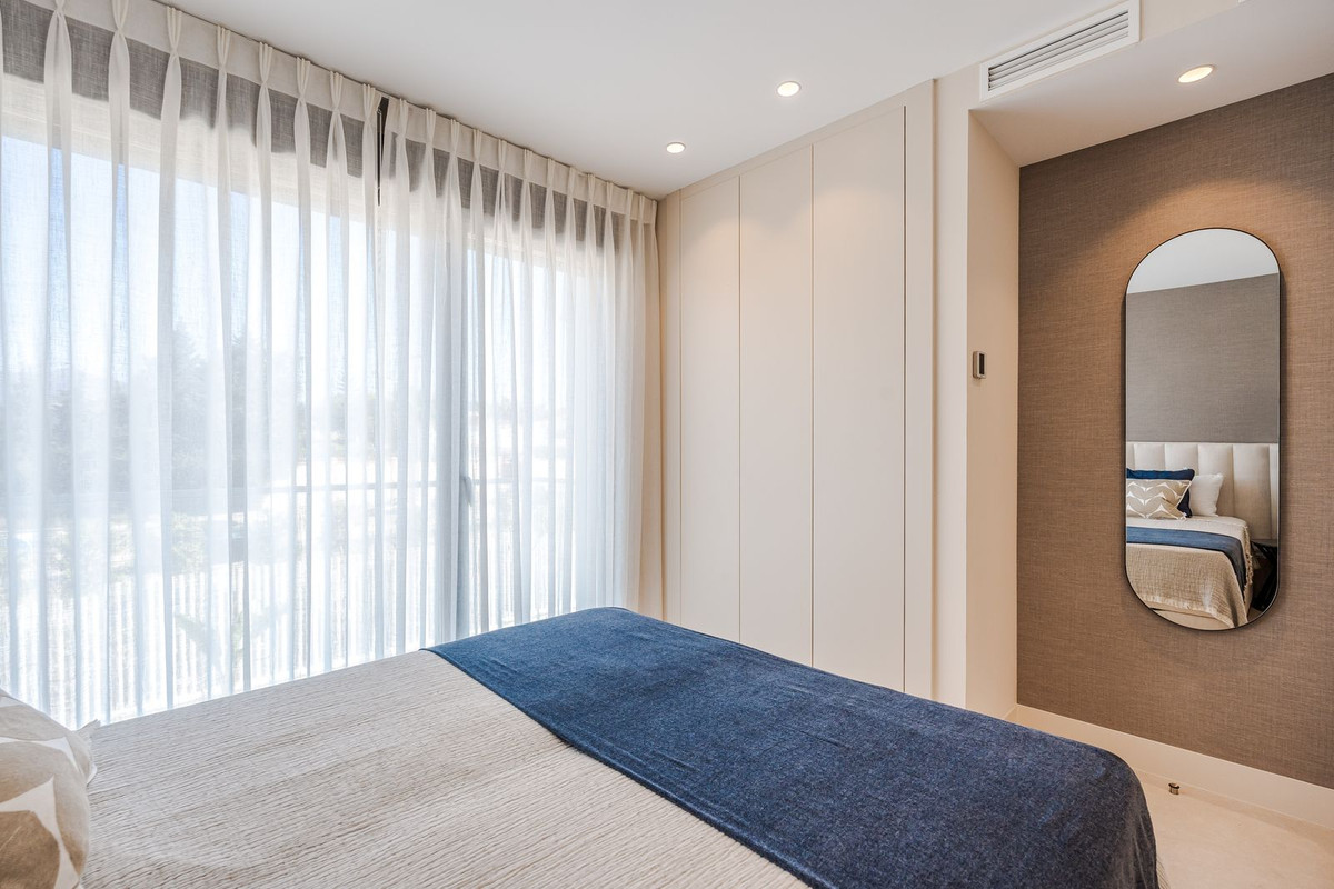 Appartement te koop in Estepona | 3 slaapkamers H5402215
