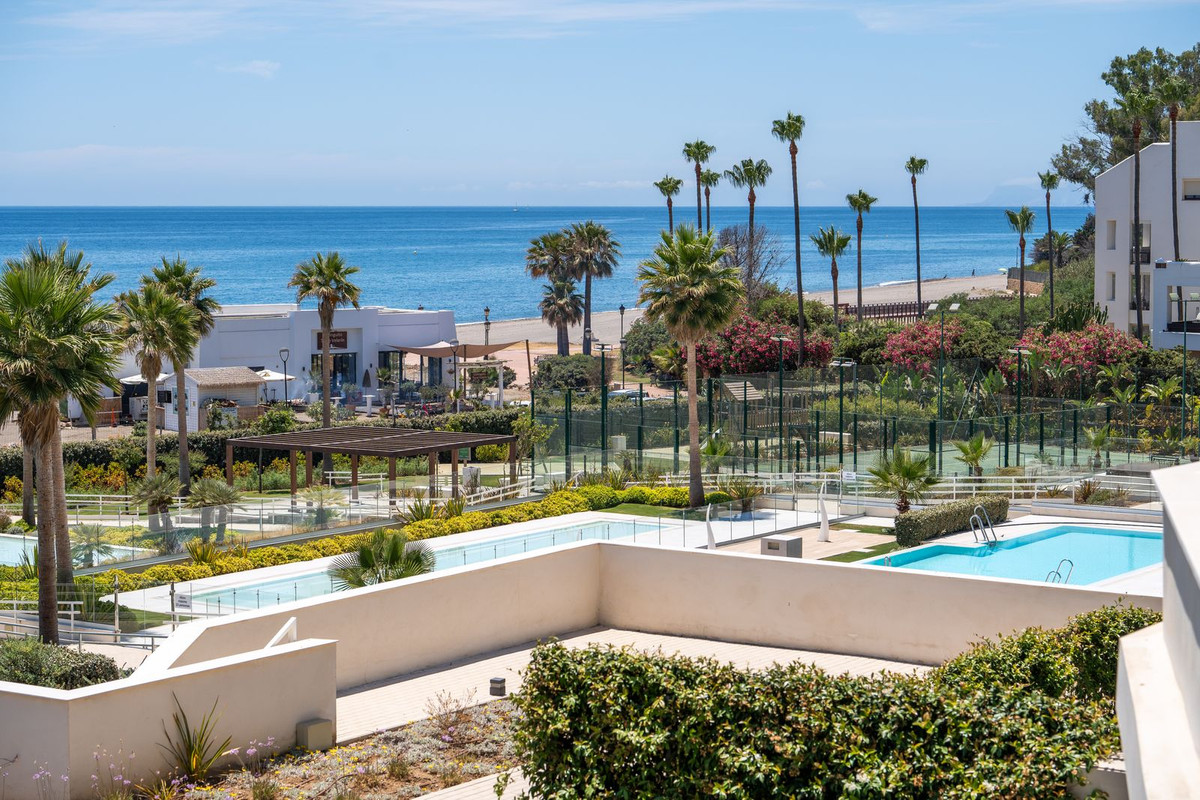 Appartement te koop in Estepona | 3 slaapkamers H5402215