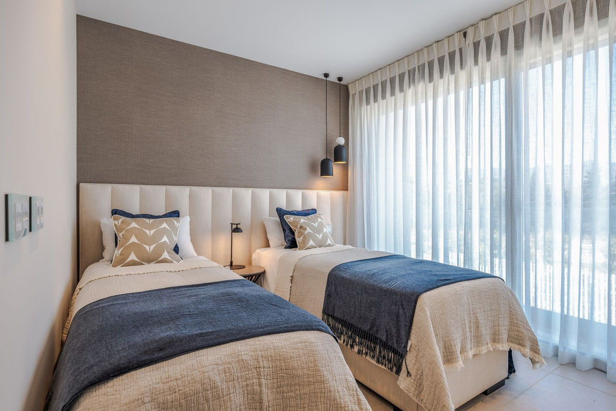 Appartement te koop in Estepona | 3 slaapkamers H5402215