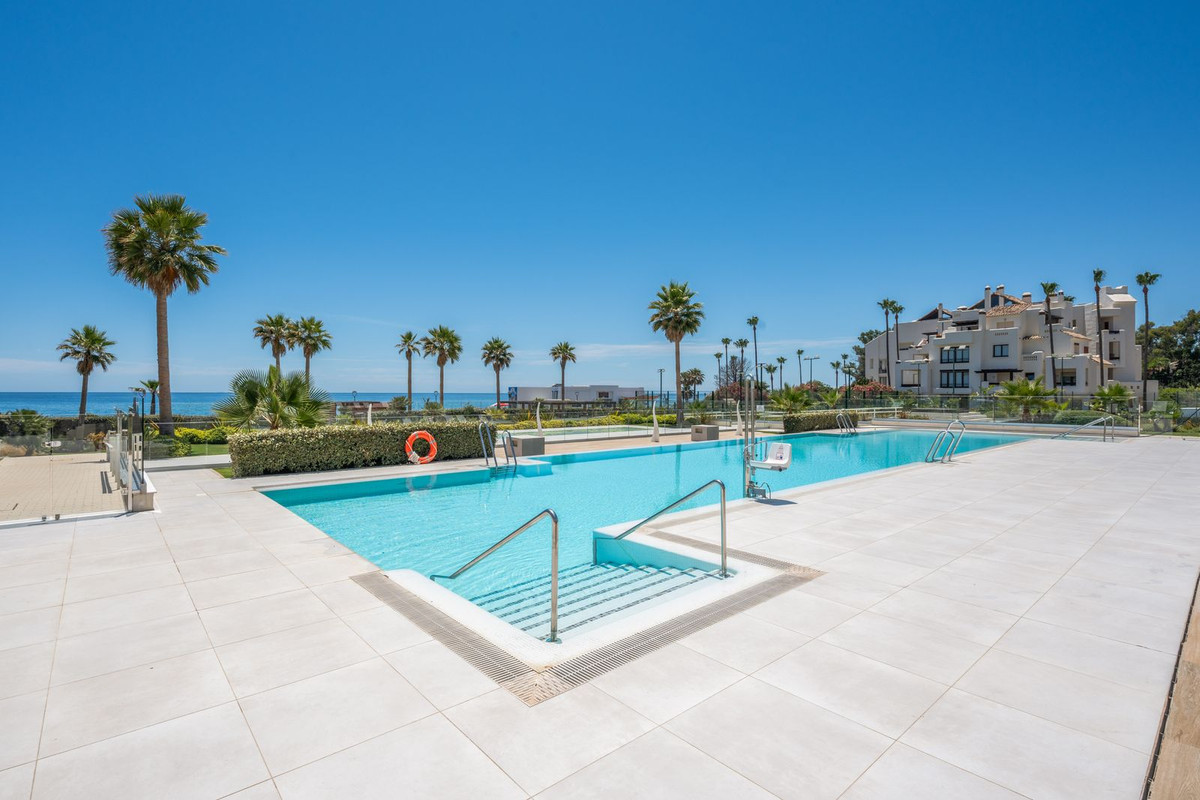 Appartement te koop in Estepona | 3 slaapkamers H5402215