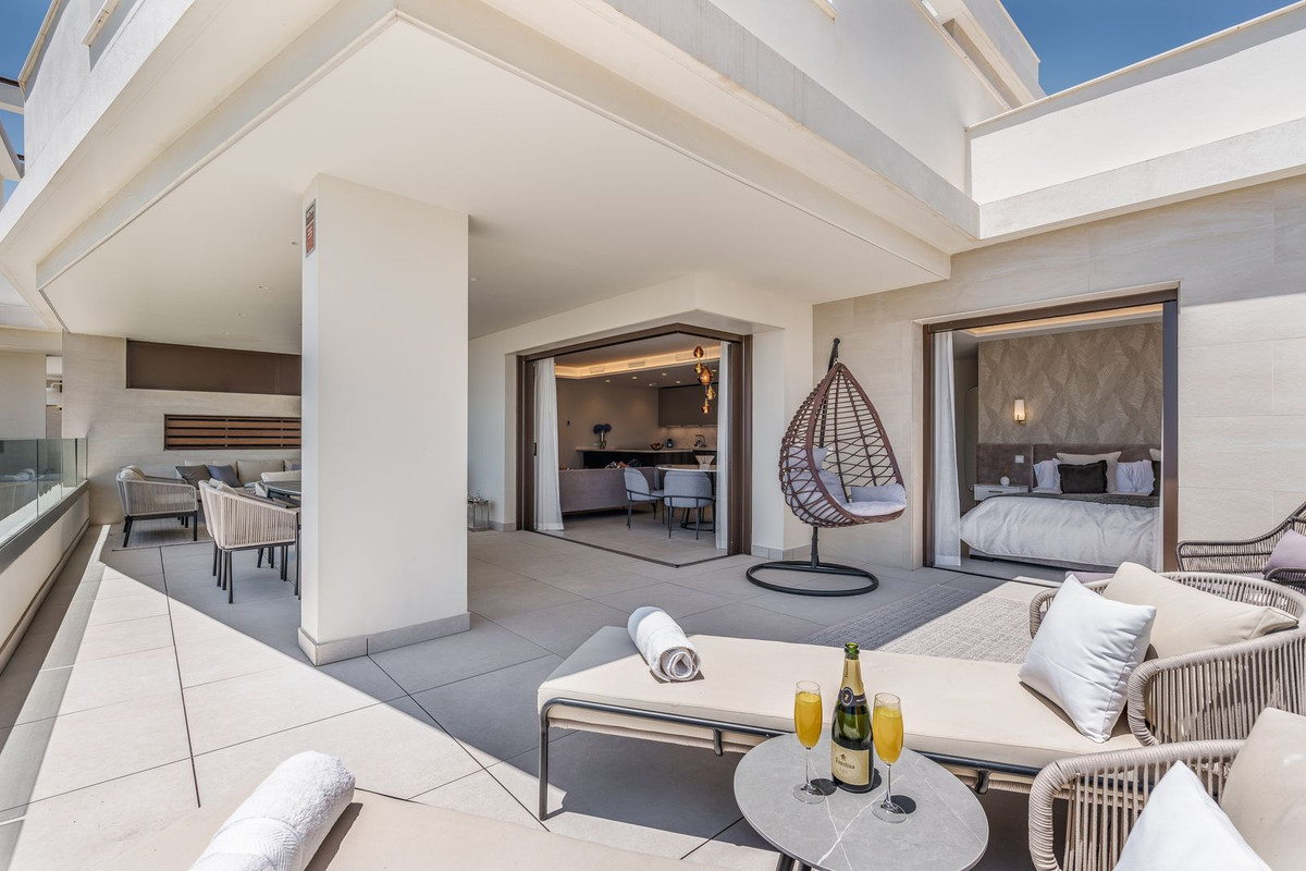 Appartement te koop in Estepona | 3 slaapkamers H5402215