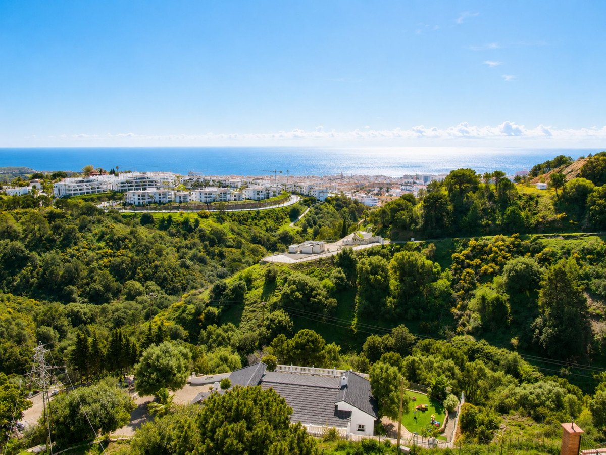 Huis te koop in Estepona | 5 slaapkamers H5402779