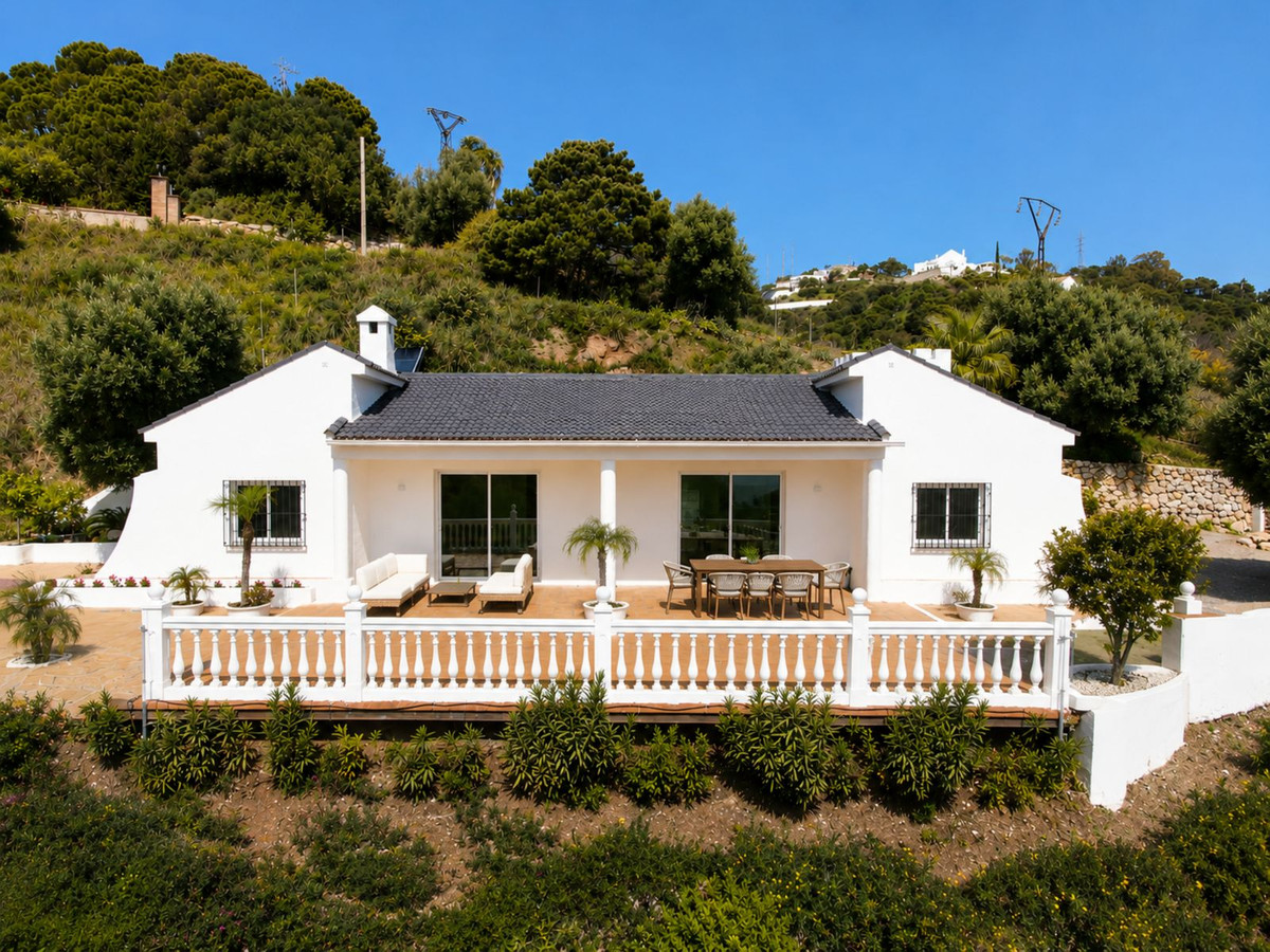Huis te koop in Estepona | 5 slaapkamers H5402779