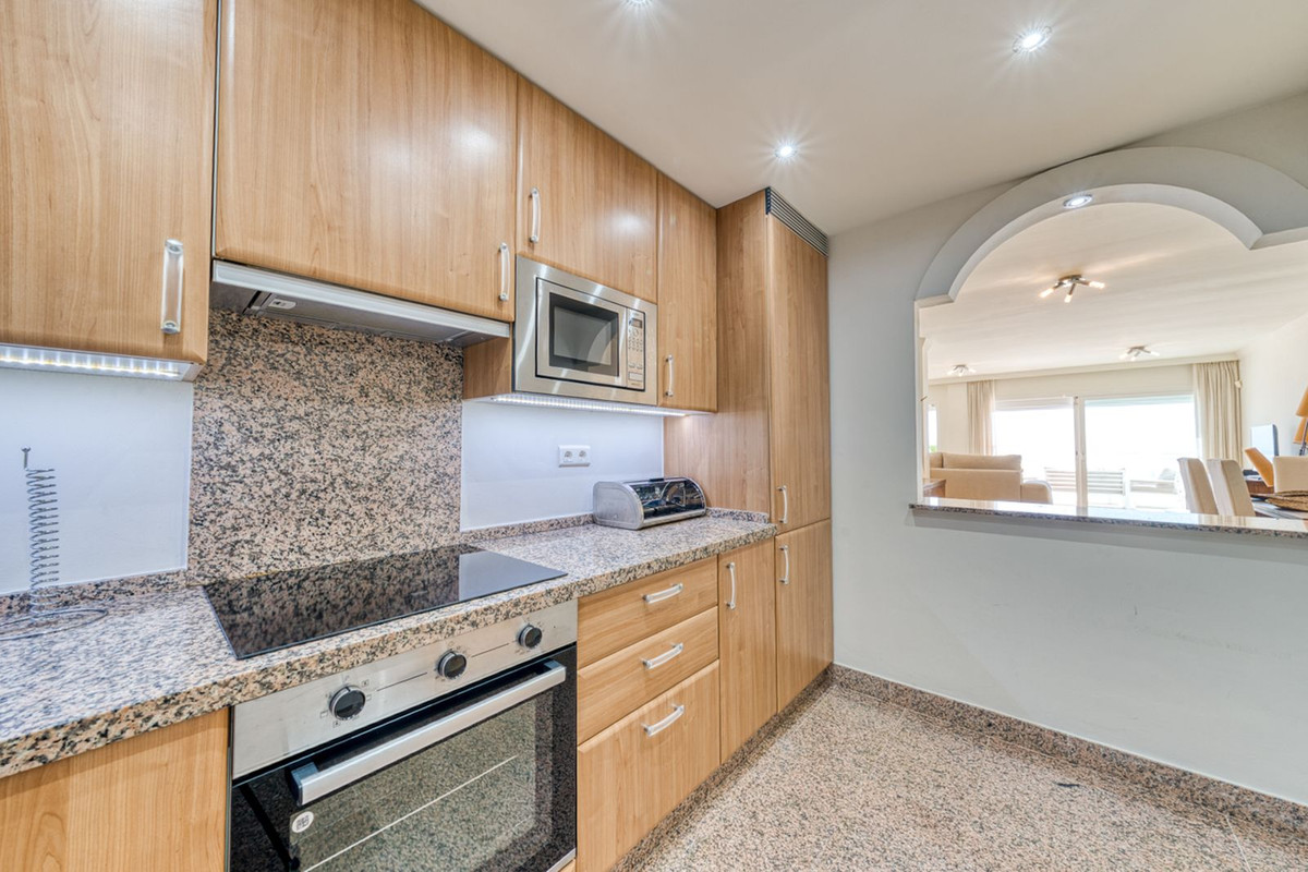Appartement te koop in Estepona | 2 slaapkamers H5402794