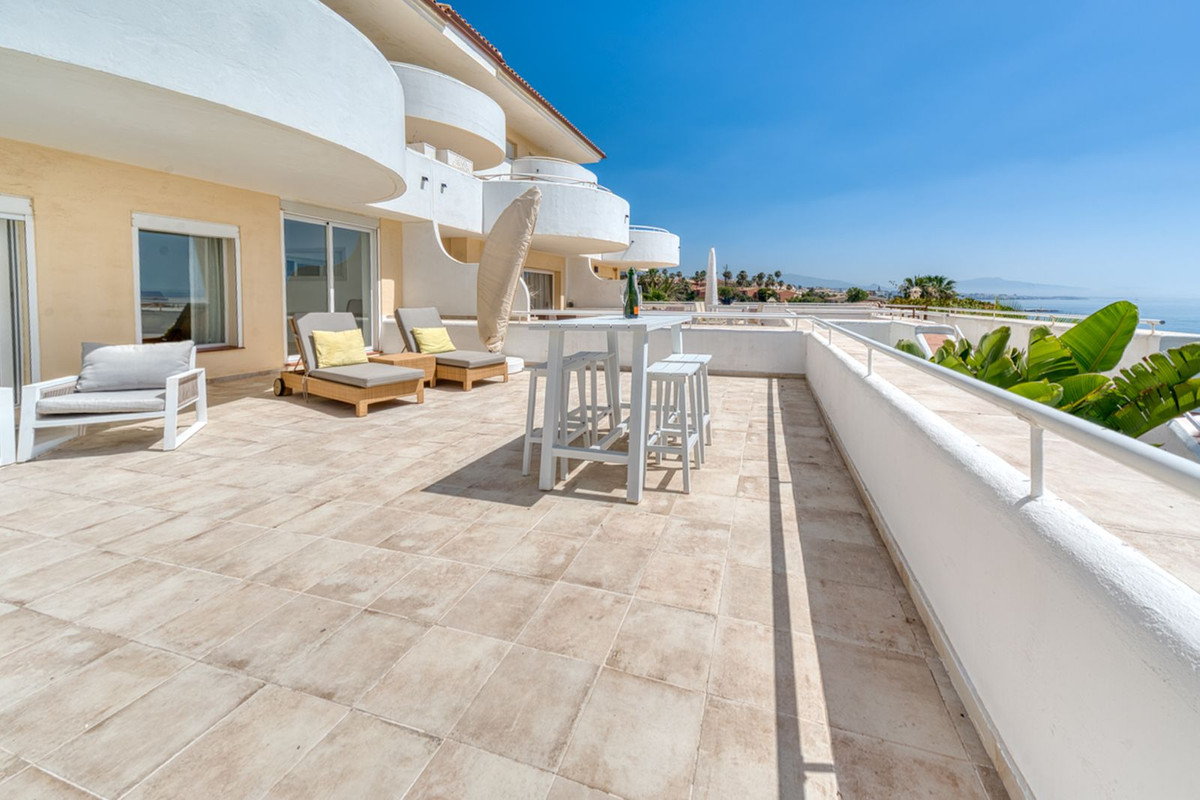 Appartement te koop in Estepona | 2 slaapkamers H5402794