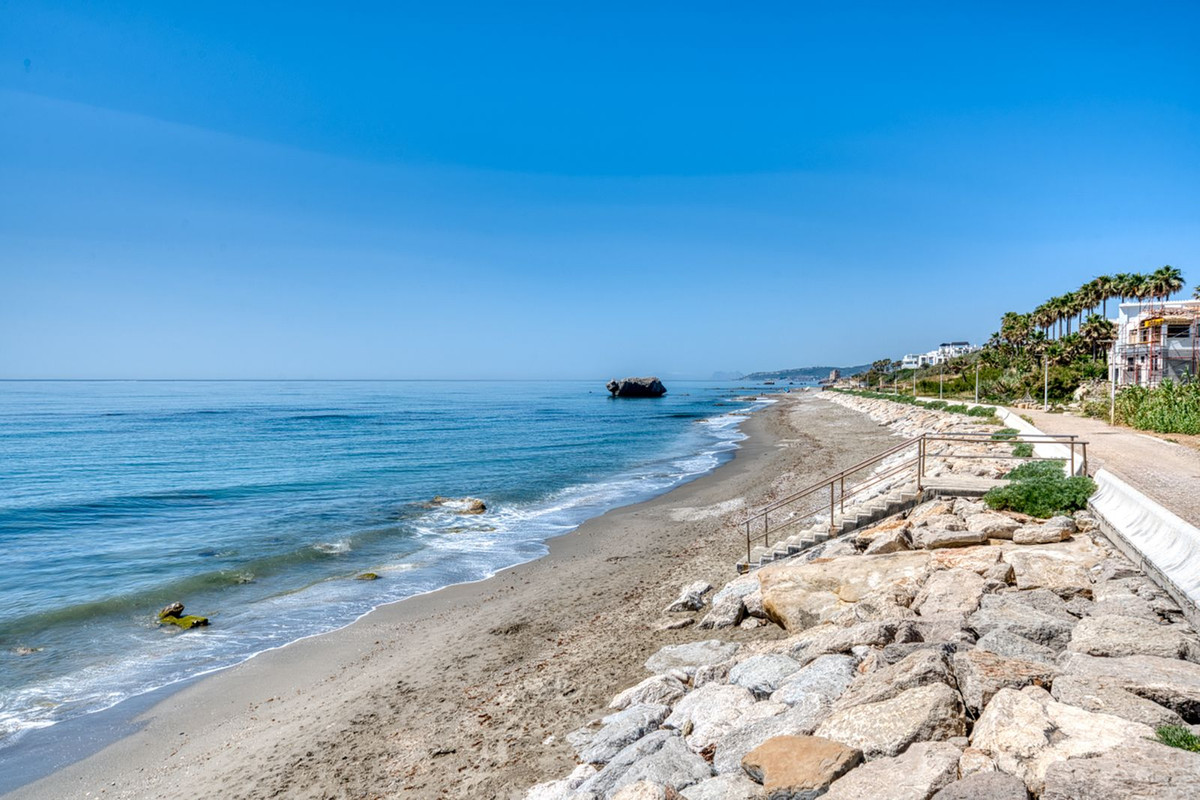 Appartement te koop in Estepona | 2 slaapkamers H5402794