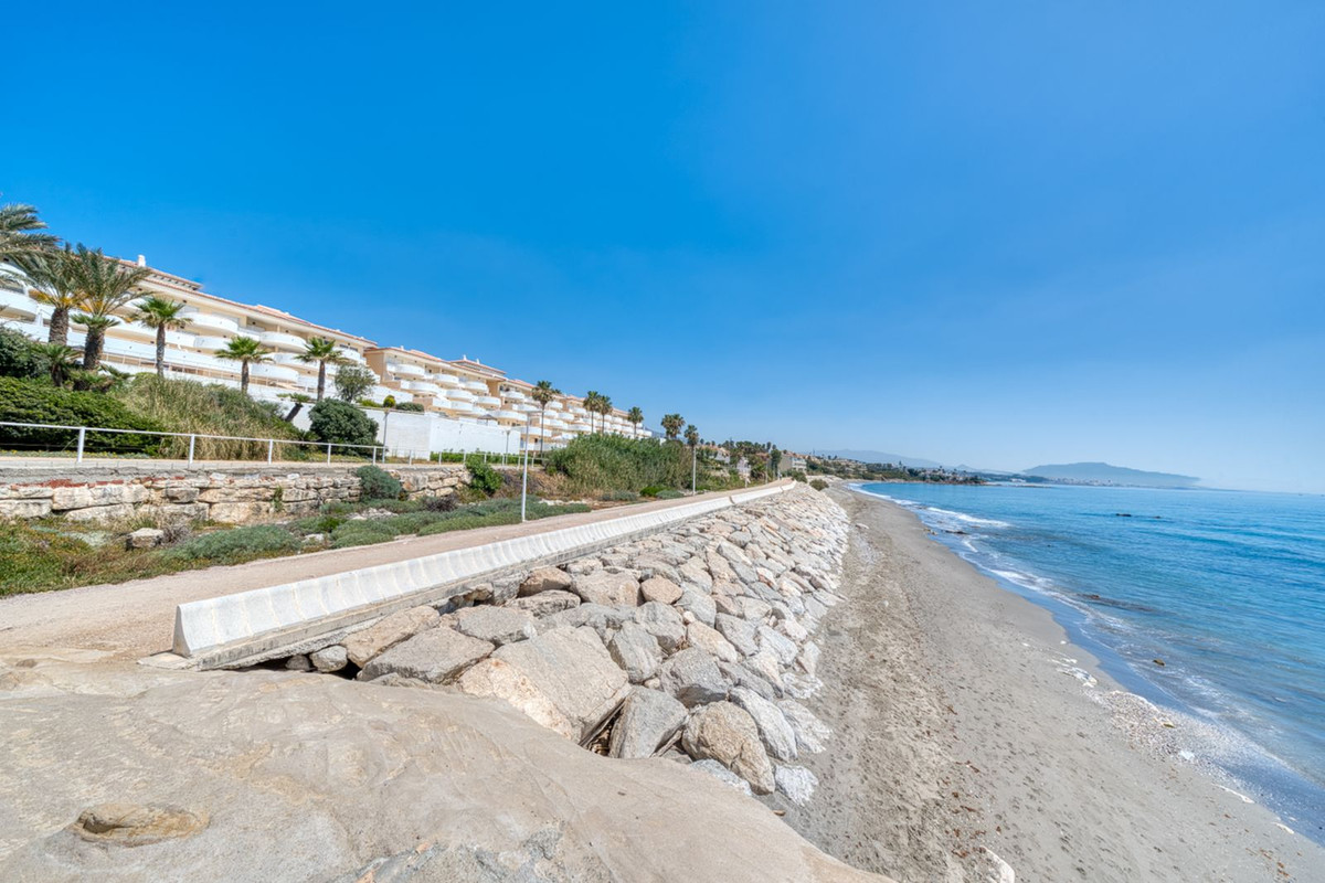 Appartement te koop in Estepona | 2 slaapkamers H5402794
